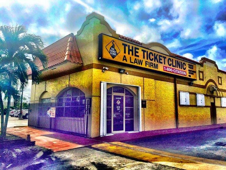 south dade ticket lawyers. photo of the ticket clinic building